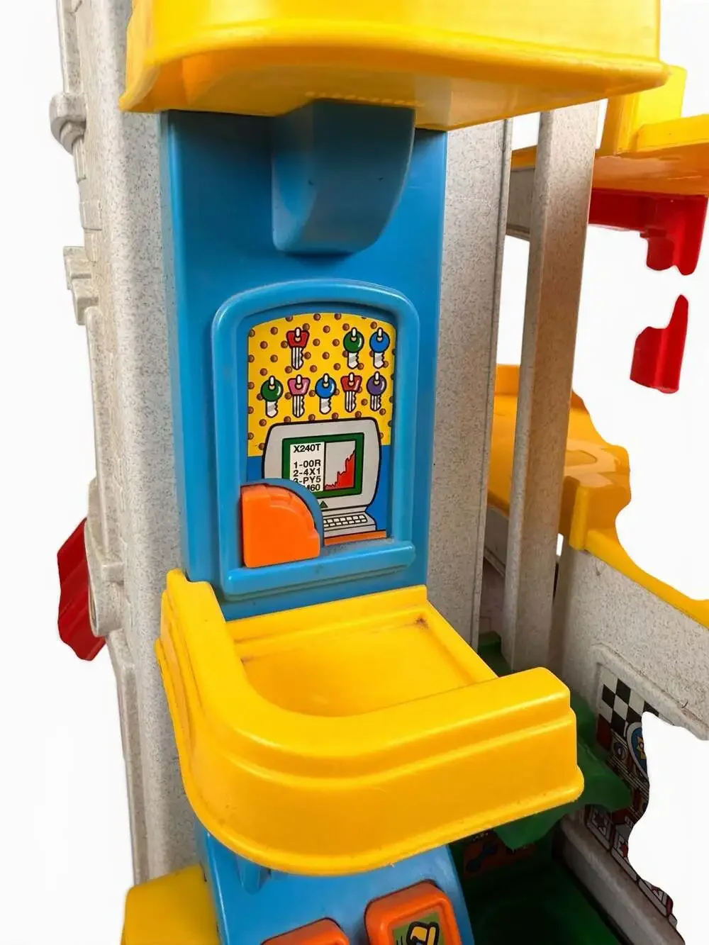 Fisher-Price Little People Wheelies Stand 'n Play Rampway Garage